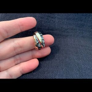 Black & white silver ring. Size 8.5